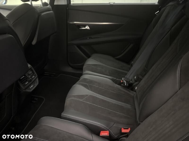 Peugeot 5008 - 21