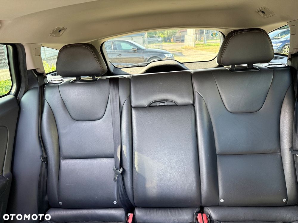 Volvo V60 Cross Country D3 Geartronic Momentum - 29