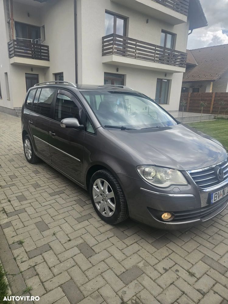 Volkswagen Touran 2.0TDI Highline - 6