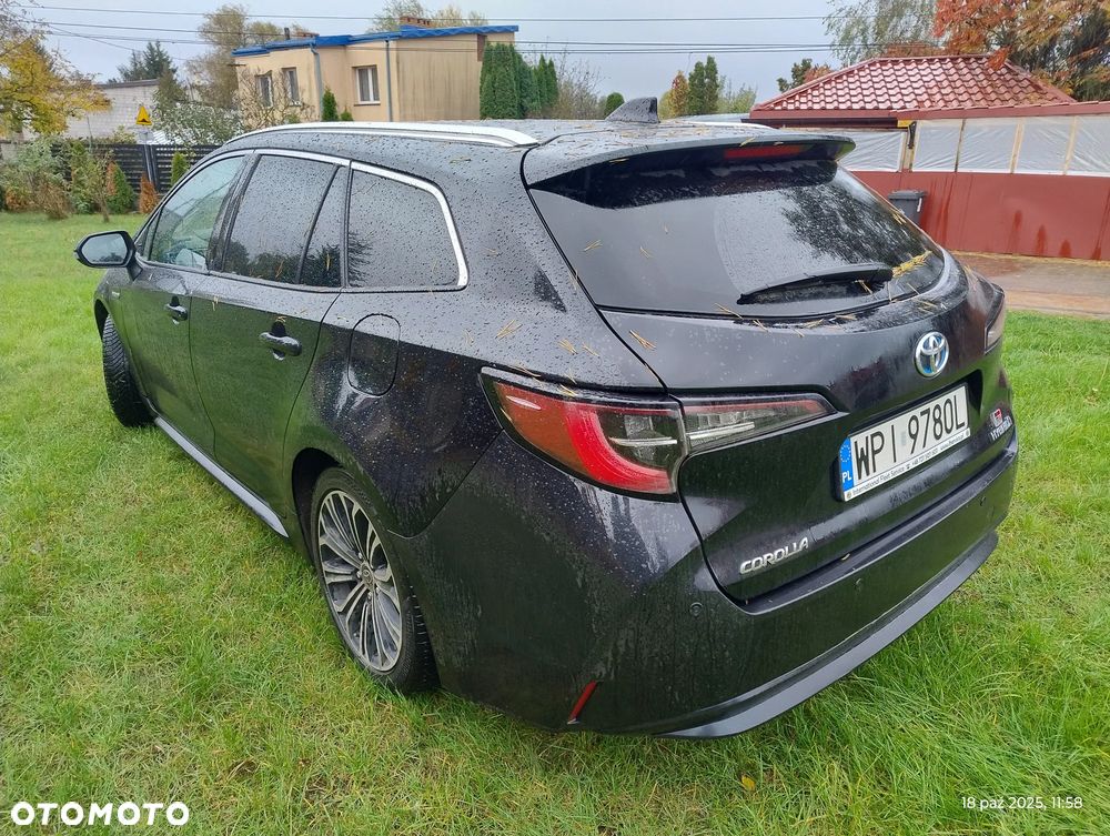 Toyota Corolla 1.8 Hybrid Touring Sports Comfort - 4