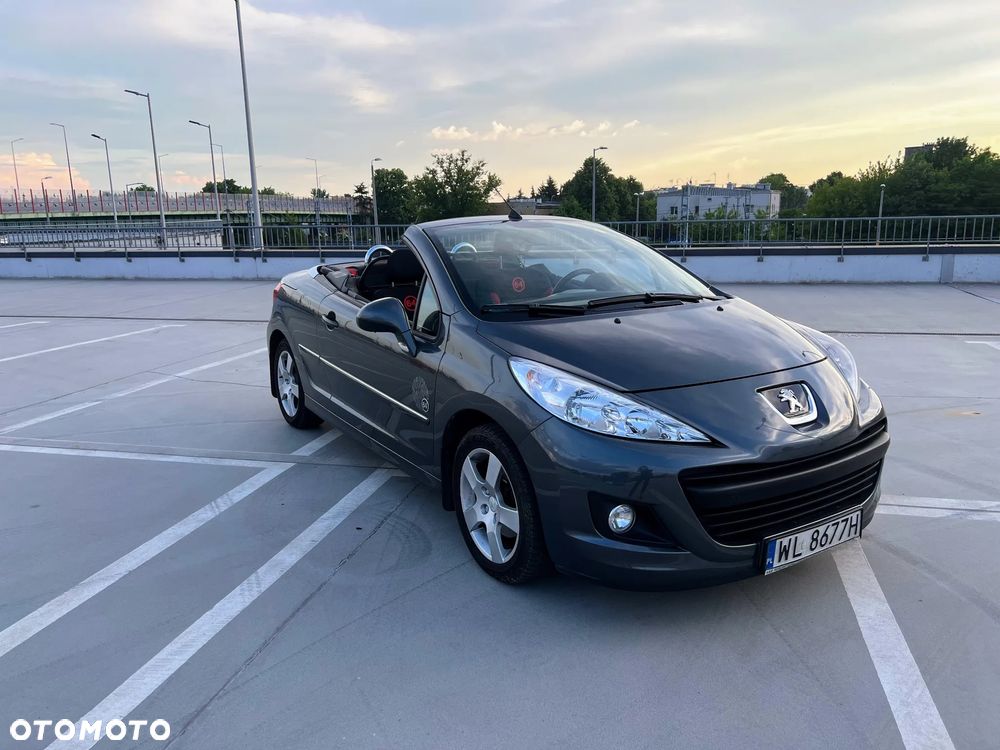 Peugeot 207 CC - 16