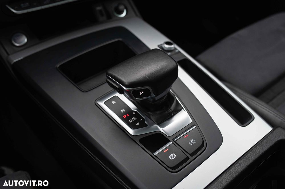 Audi Q5 55 TFSIe Sportback quattro S tronic S line - 25
