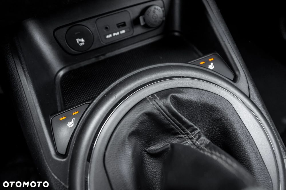 Kia Sportage 2.0 CVVT 4WD Vision - 31