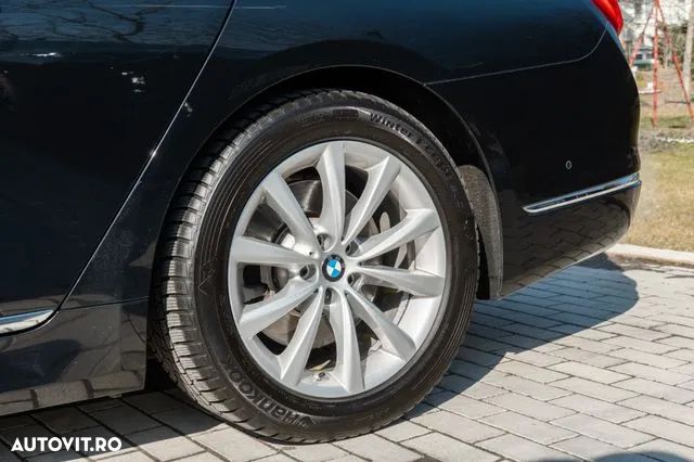 BMW Seria 7 740Le xDrive iPerformance - 27