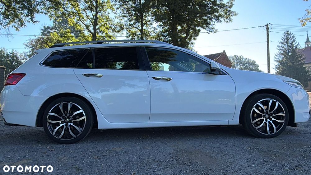 Honda Accord 2.0 Lifestyle - 16