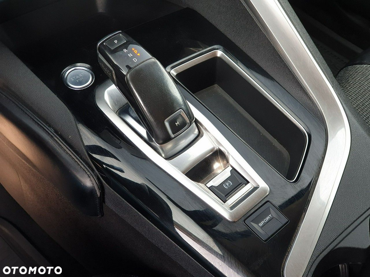 Peugeot 5008 - 13