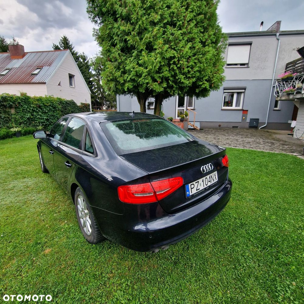 Audi A4 Limousine 2.0 TDI DPF Ambiente - 4