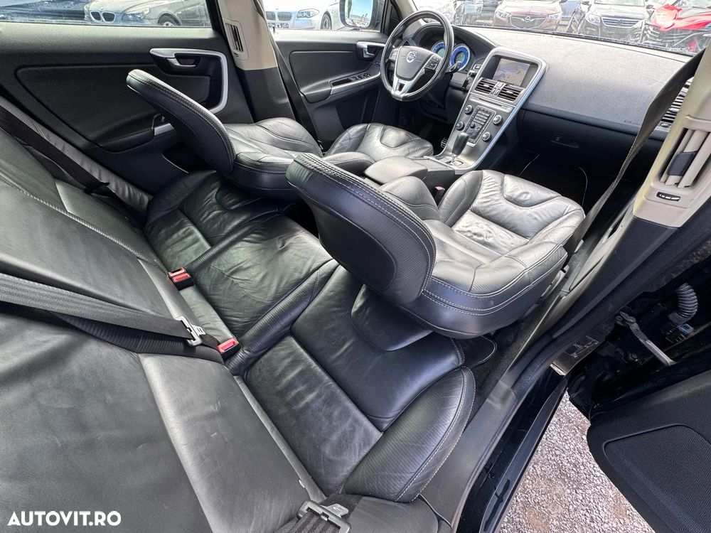 Volvo XC 60 D4 Rdesign - 26