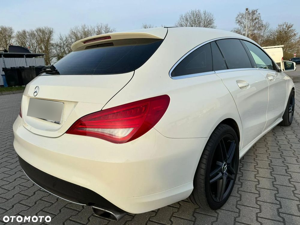 Mercedes-Benz CLA 220 (CDI) d AMG Line - 3