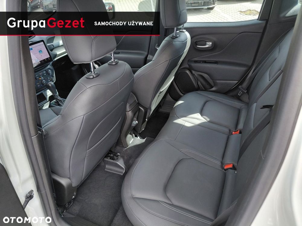 Jeep Renegade - 12