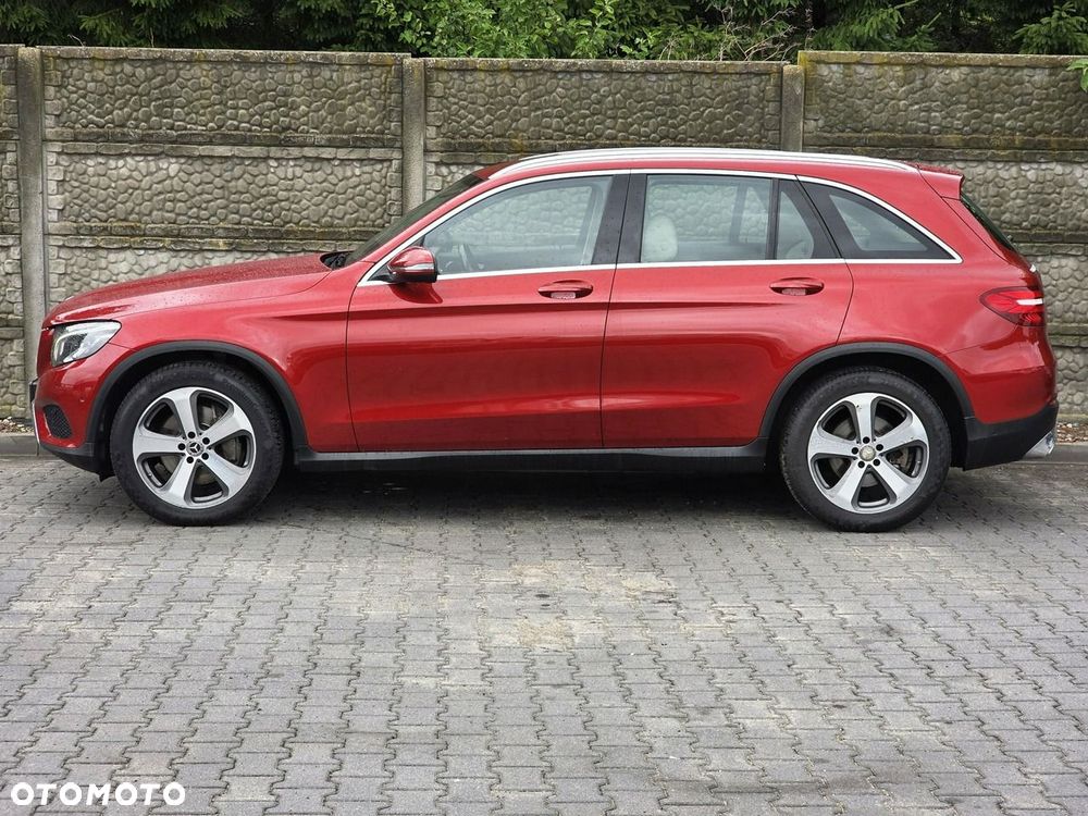 Mercedes-Benz GLC 220 d 4Matic 9G-TRONIC - 4