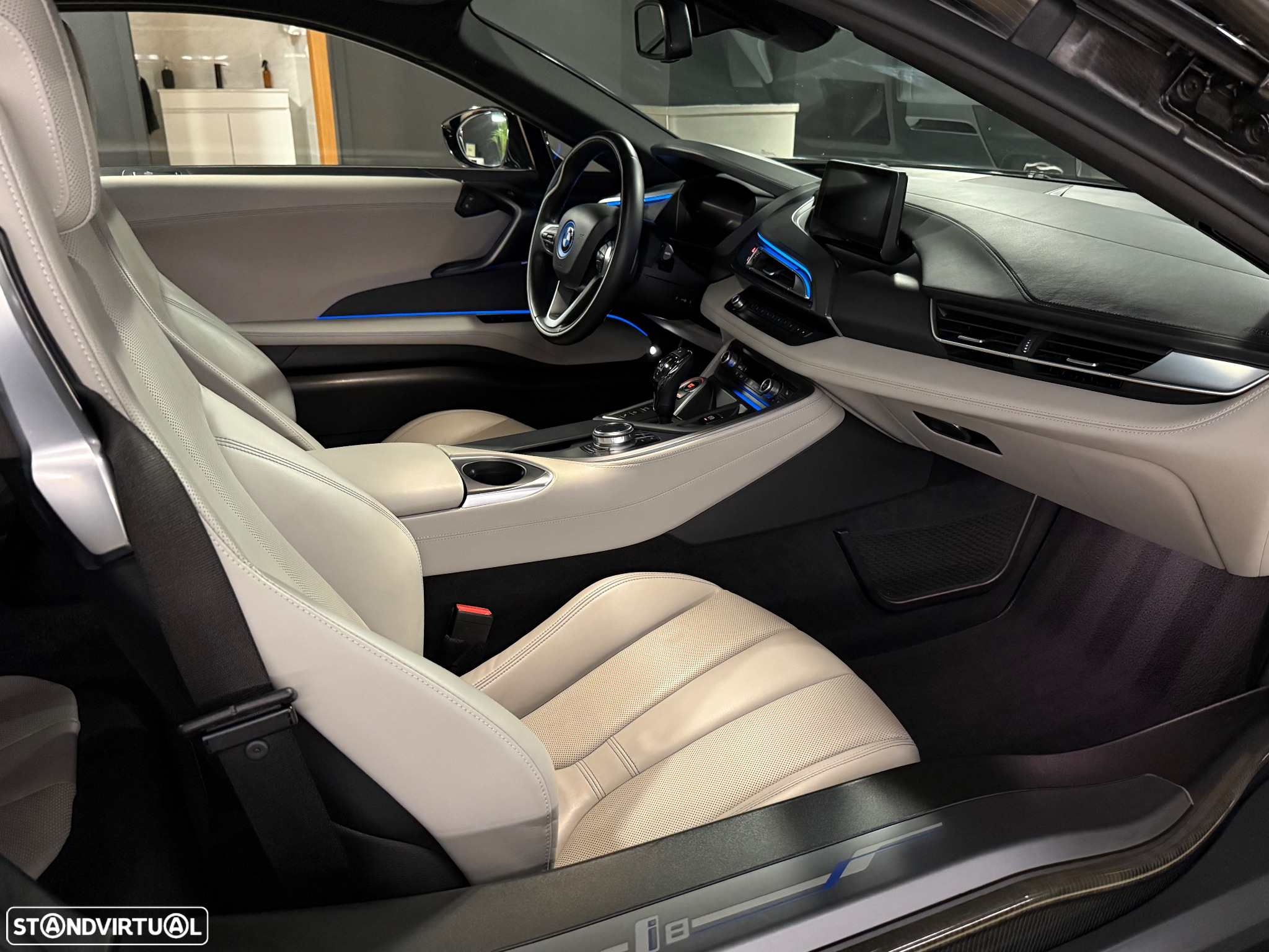 BMW i8 Standard - 43