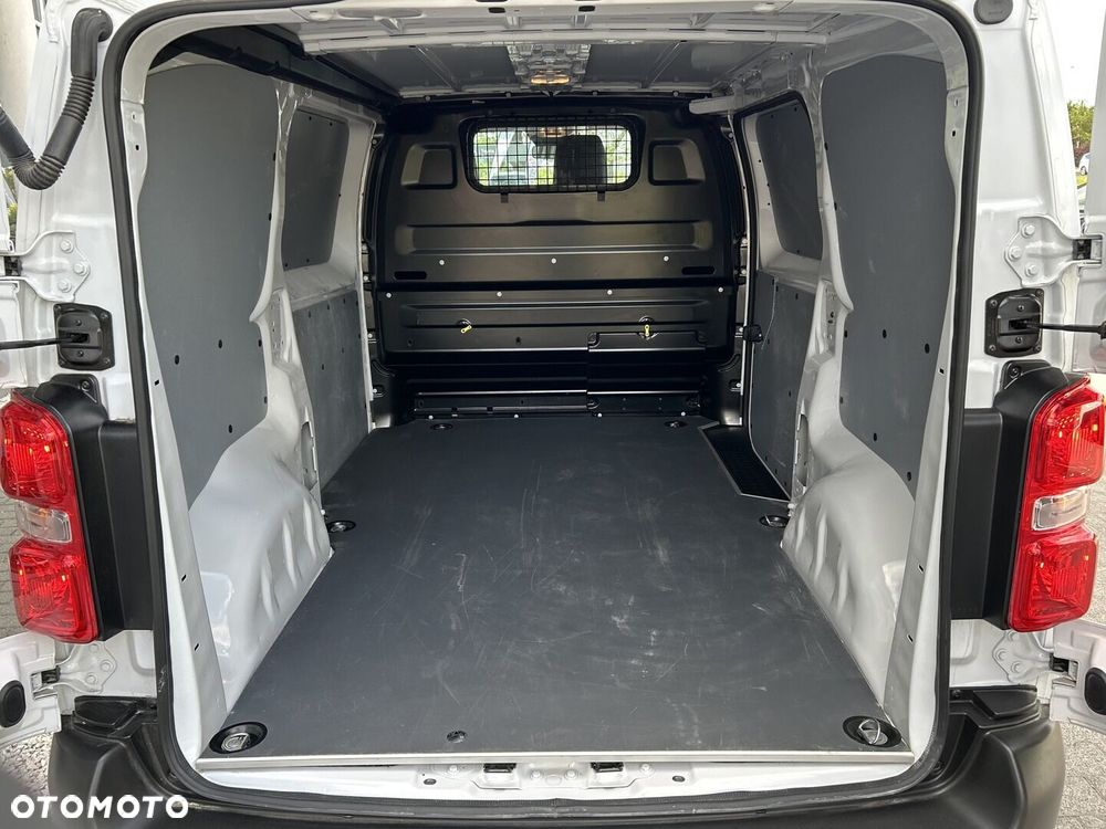 Toyota PROACE - 10