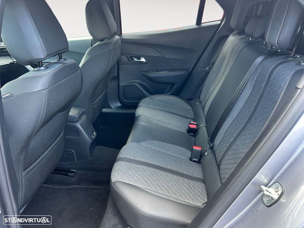Peugeot 2008 1.2 PureTech Allure - 13