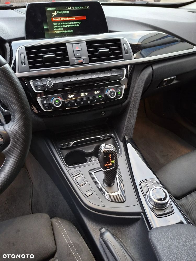BMW Seria 3 320d Sport Line Shadow sport - 11