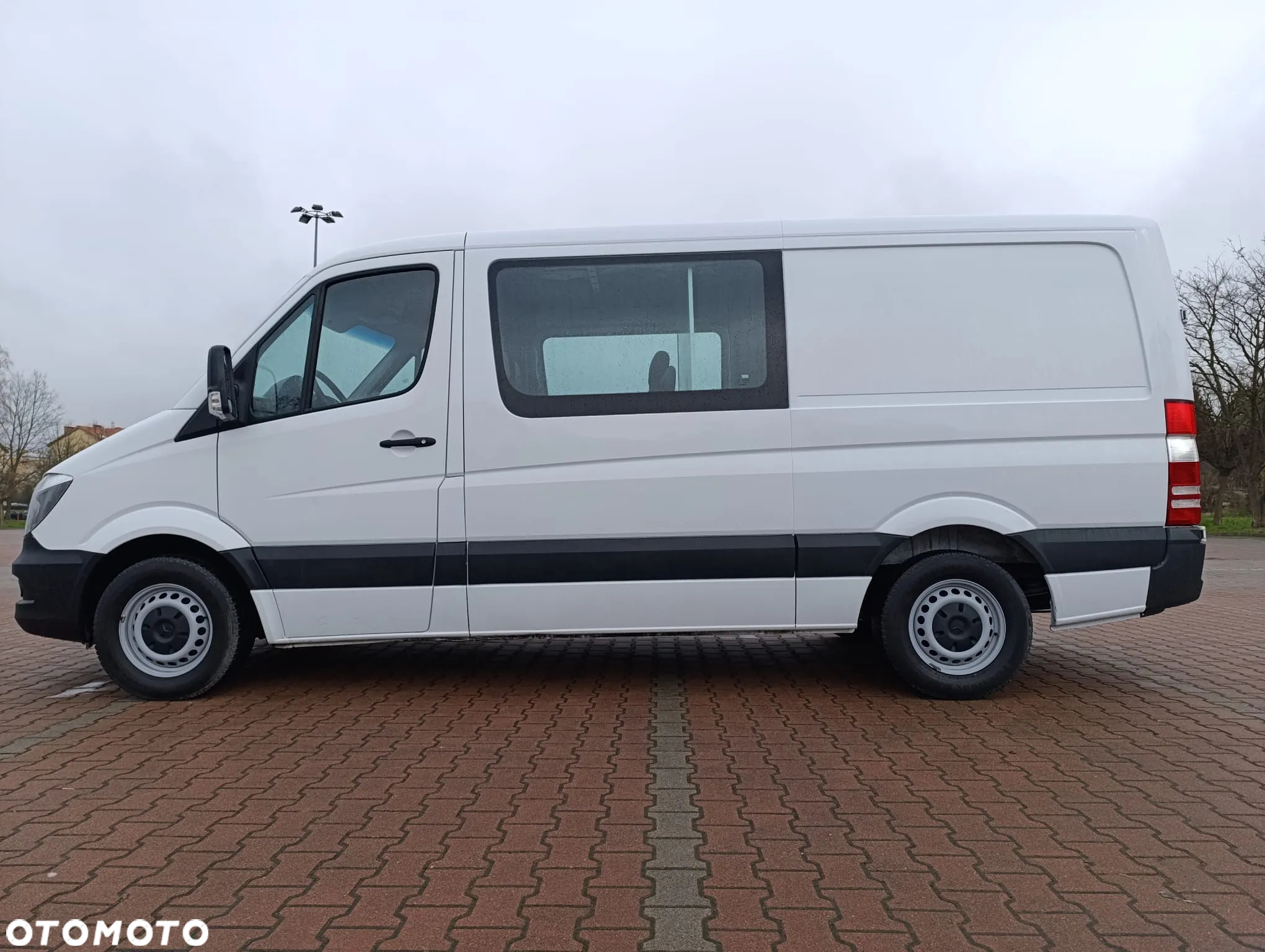 Mercedes-Benz Sprinter - 6