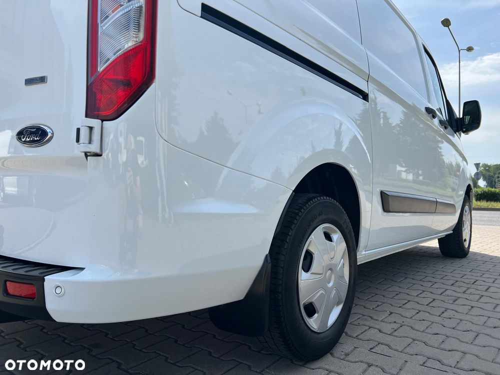 Ford TRANSIT CUSTOM 2,0 TDCI 130KM L1 ZABUDOWA WARSZTATOWA - 23
