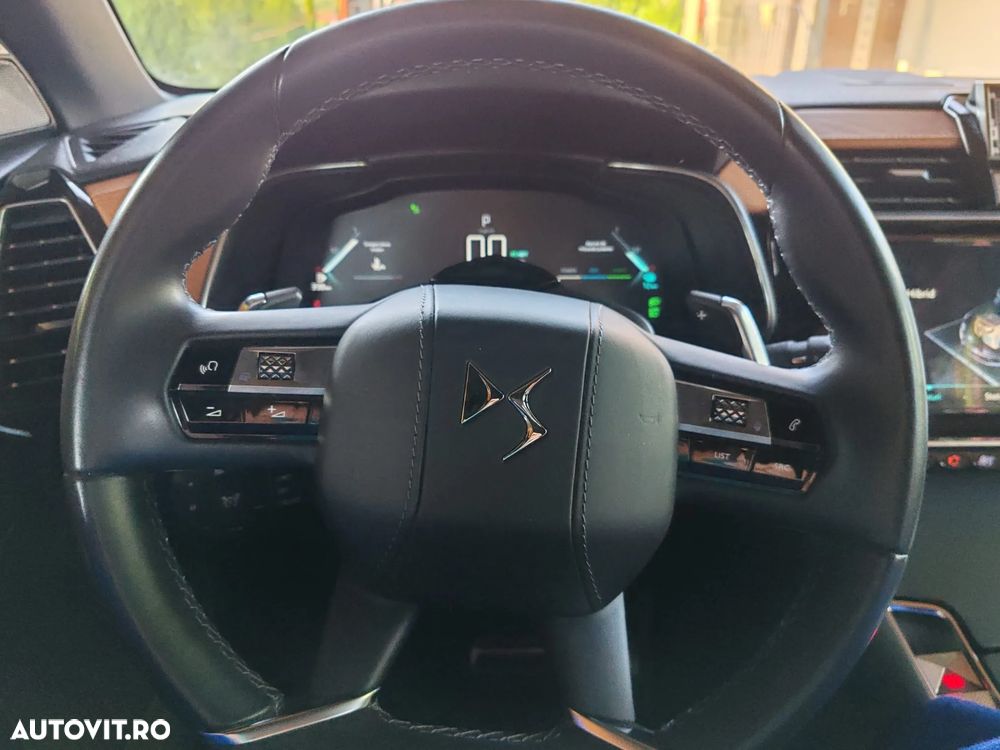 DS Automobiles DS 7 Crossback 4x4 300 OPERA - 17