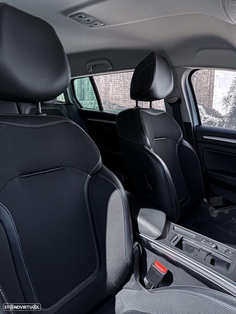 Renault Mégane Sport Tourer 1.5 Blue dCi Intens - 5