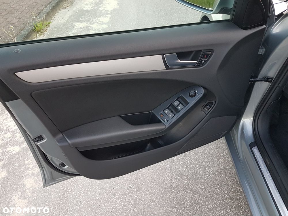 Audi A4 Limousine 2.0 TDI DPF Ambition - 19