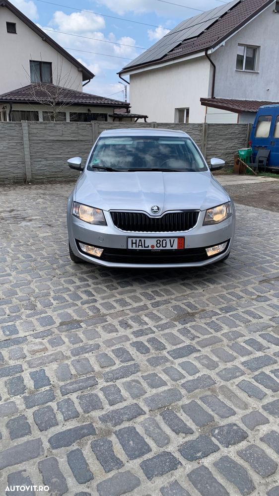 Skoda Octavia 1.4 TSI STYLE - 25