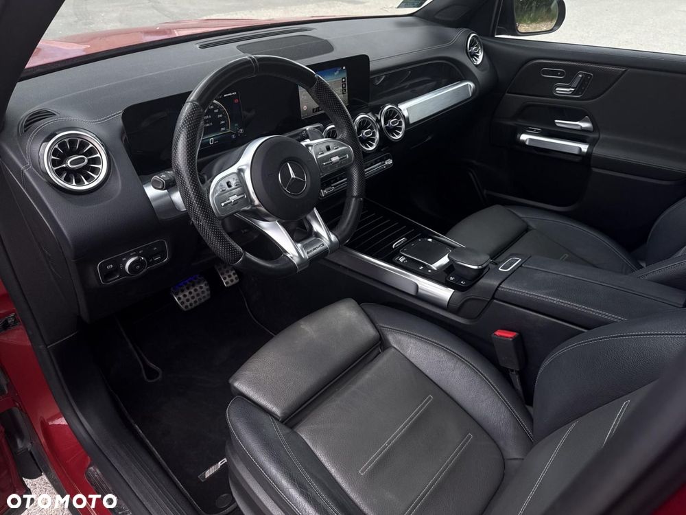 Mercedes-Benz GLB - 10