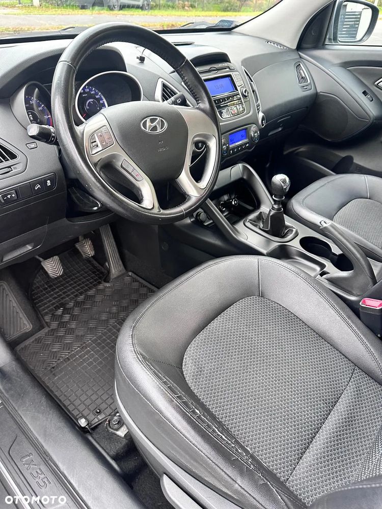 Hyundai ix35 - 13