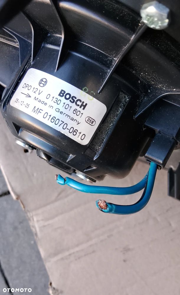 WENTYLATOR NAWIEWU DMUCHAWA silnik OBUDOWA TOYOTA AVENSIS II T25 03-09 - 4