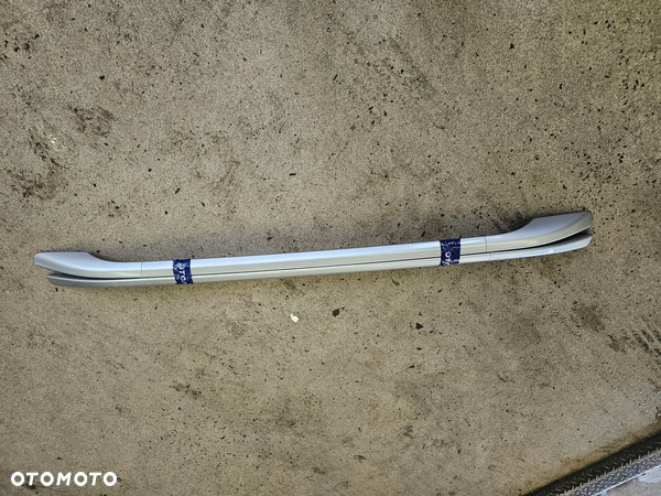 Relingi dachowe komplet Toyota Avensis T25