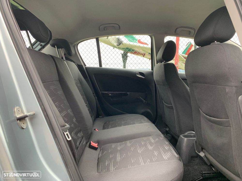 Opel Corsa 1.3 CDTi Enjoy - 14