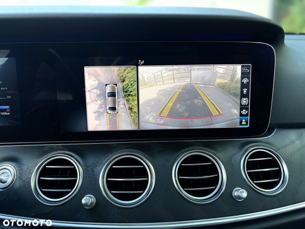 Mercedes-Benz Klasa E 400 d 4-Matic 9G-TRONIC - 24