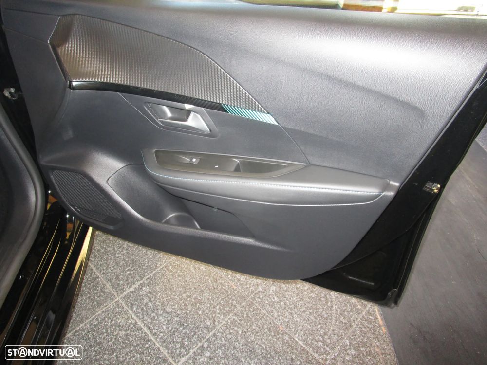 Peugeot e-208 50 kWh Allure Pack - 32