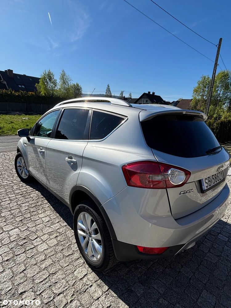 Ford Kuga 2.0 TDCi Titanium FWD - 9