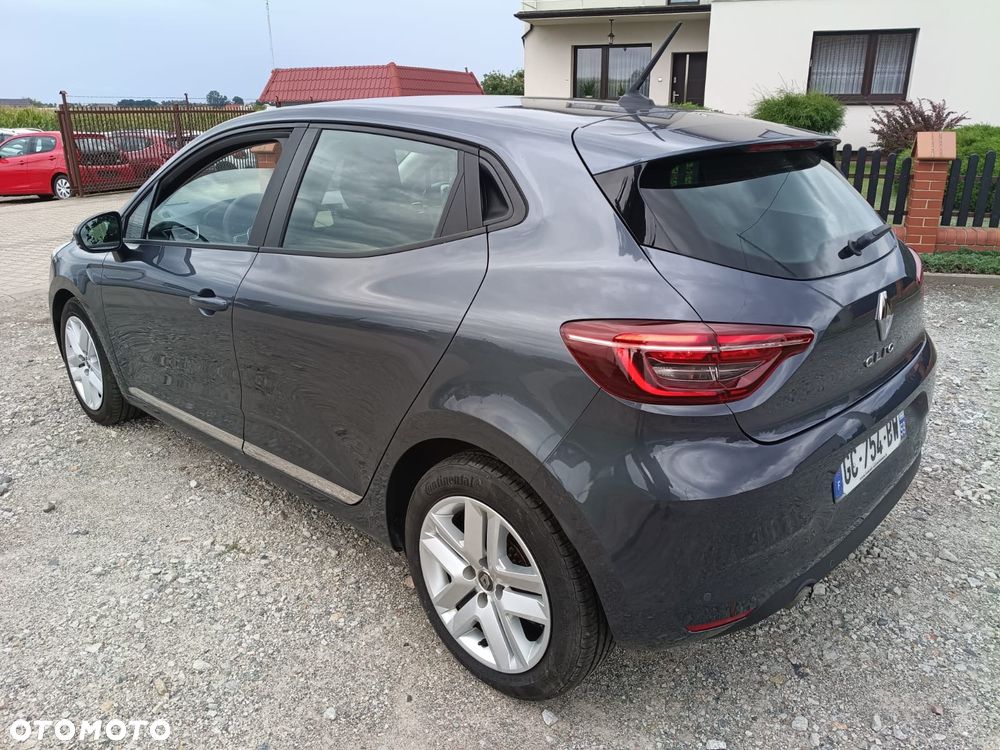 Renault Clio - 6