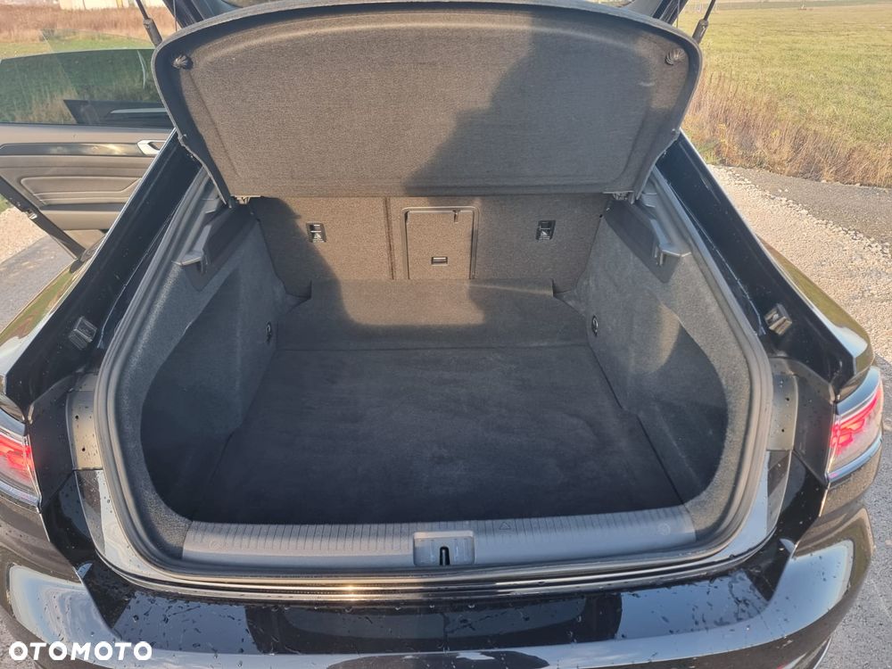 Volkswagen Arteon 2.0 TDI SCR DSG R-Line - 12