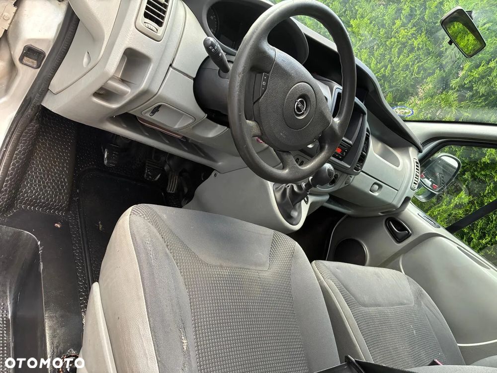 Opel Vivaro - 6