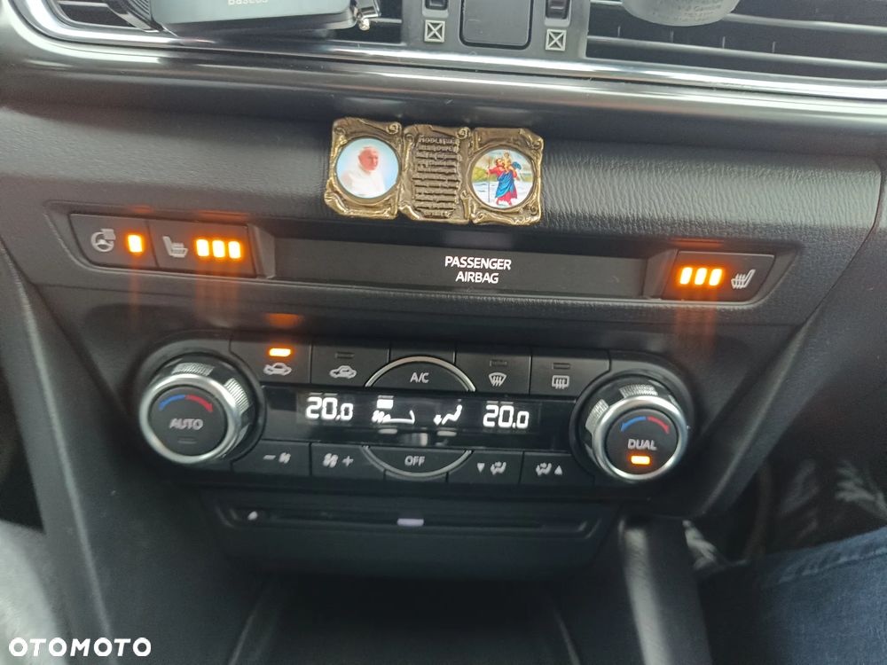 Mazda 3 - 16