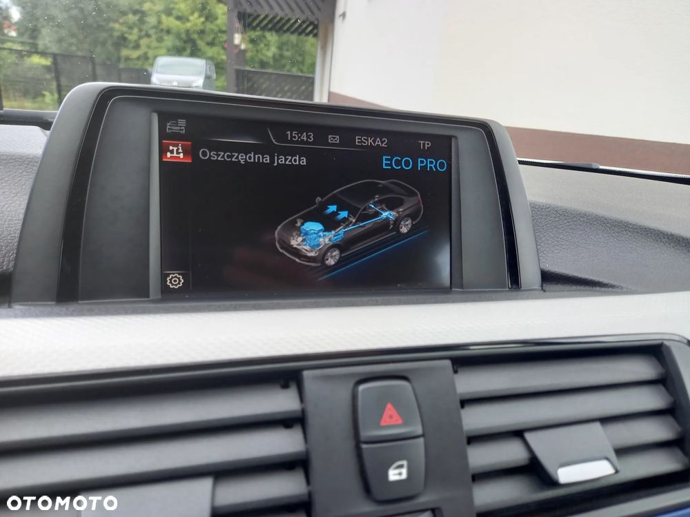 BMW Seria 3 318d M Sport Shadow - 20