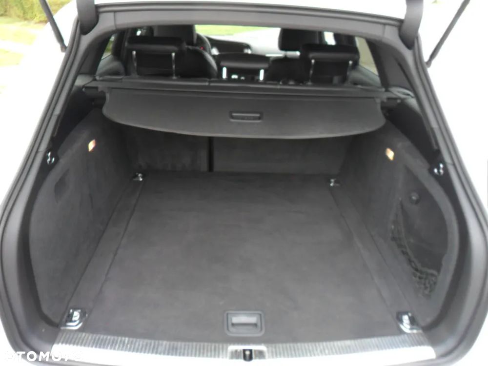 Audi A4 Avant 1.8 TFSI S line Sportpaket - 22
