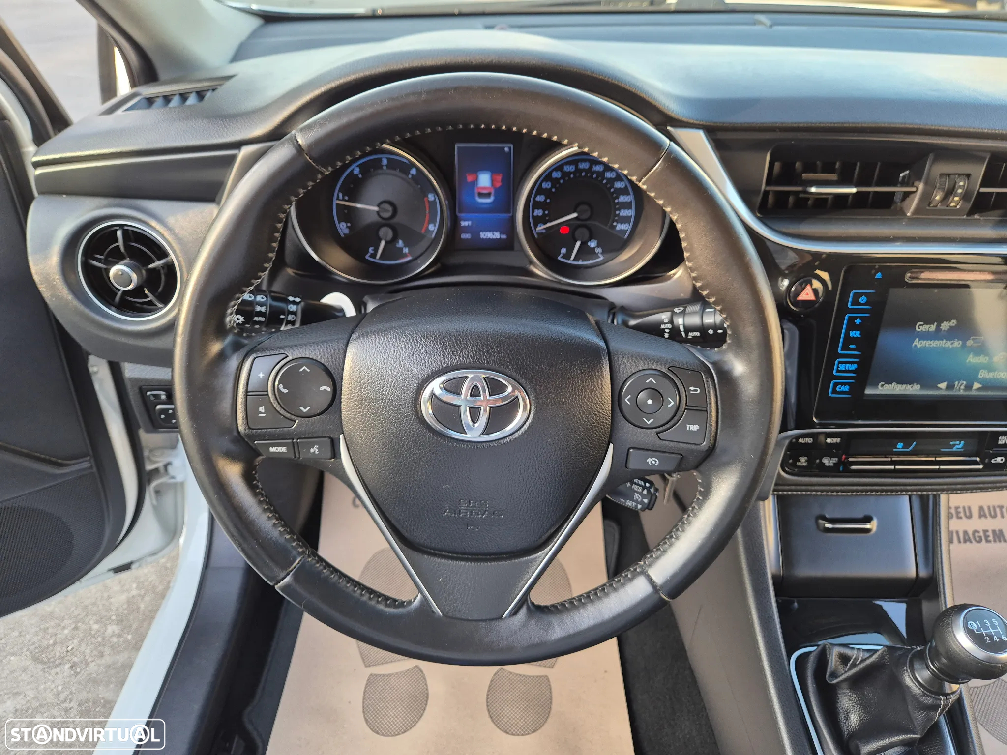 Toyota Auris Touring Sports 1.6 D-4D Comfort P.Techno+P.Sport - 34