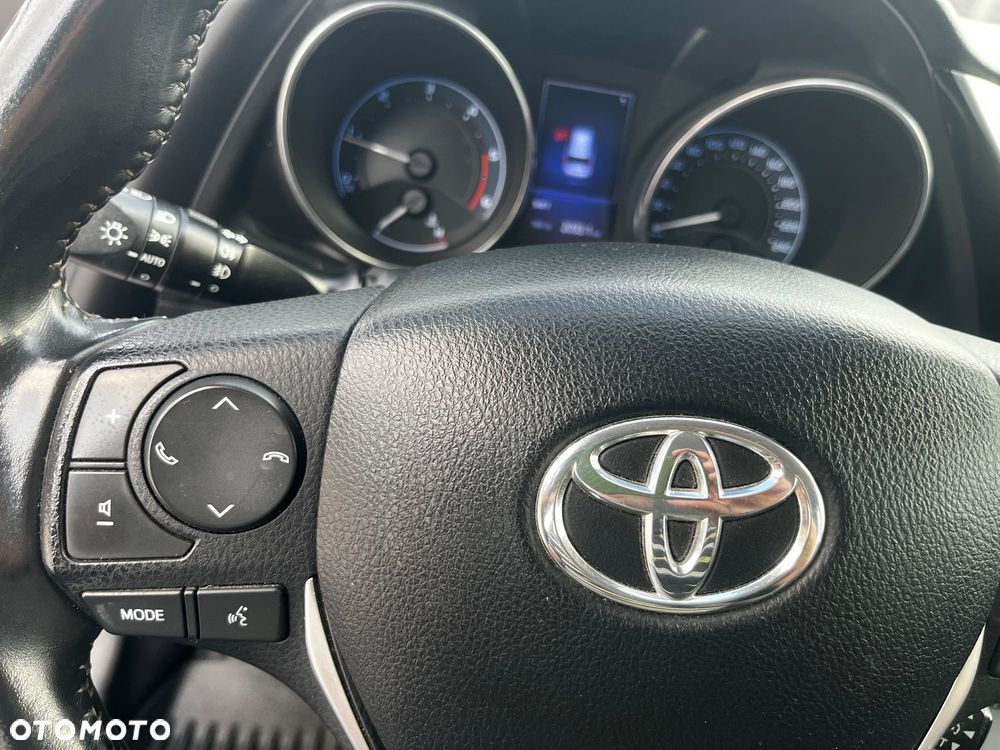 Toyota Auris 1.6 D-4D Comfort - 19
