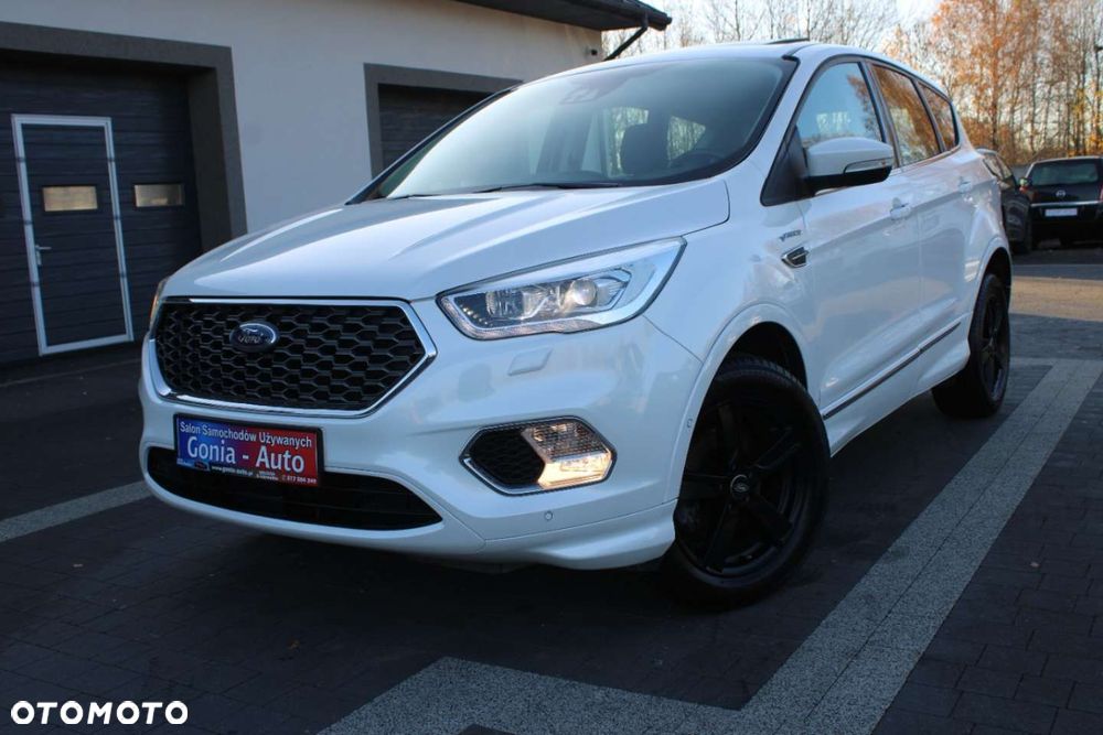 Ford Kuga 1.5 EcoBoost 2x4 Vignale - 2