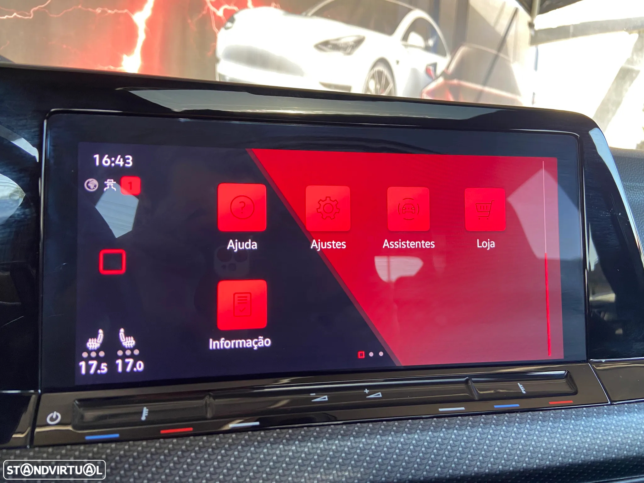 VW Golf 2.0 TSI OPF 4Motion DSG R Performance - 28