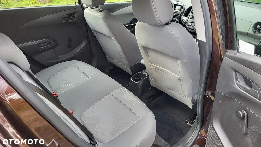 Chevrolet Aveo 1.2 LS - 5
