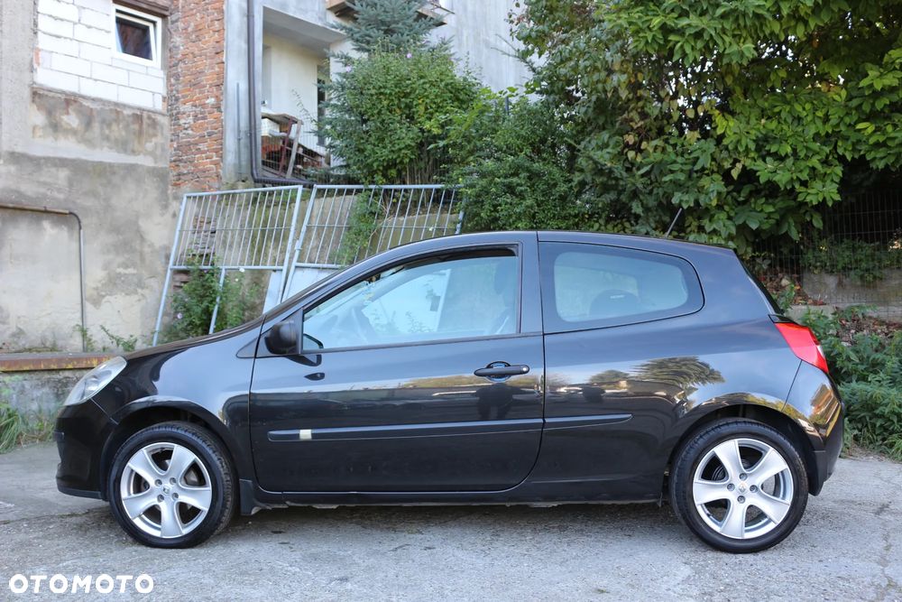 Renault Clio 1.2 16V Dynamique - 3