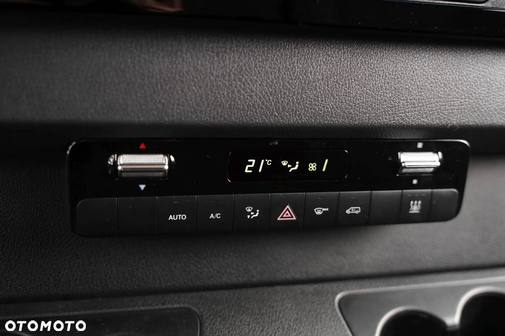 Mercedes-Benz Sprinter 315 Furgon - 29