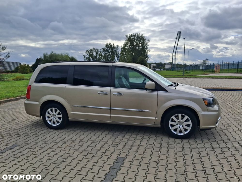 Chrysler Town & Country 3.6 Touring - 7