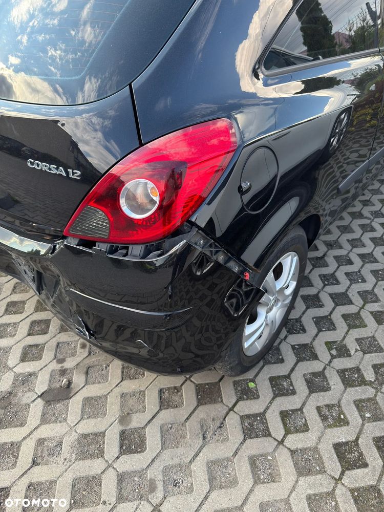 Opel Corsa 1.2 16V Enjoy - 12