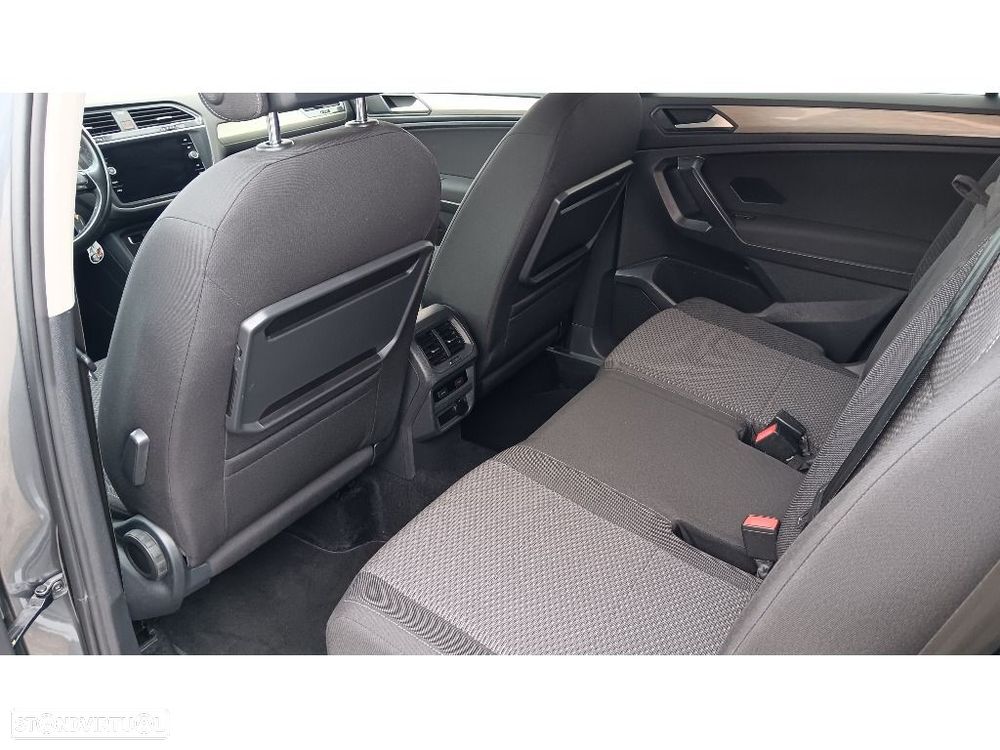 VW Tiguan Allspace 2.0 TDI Confortline DSG - 12