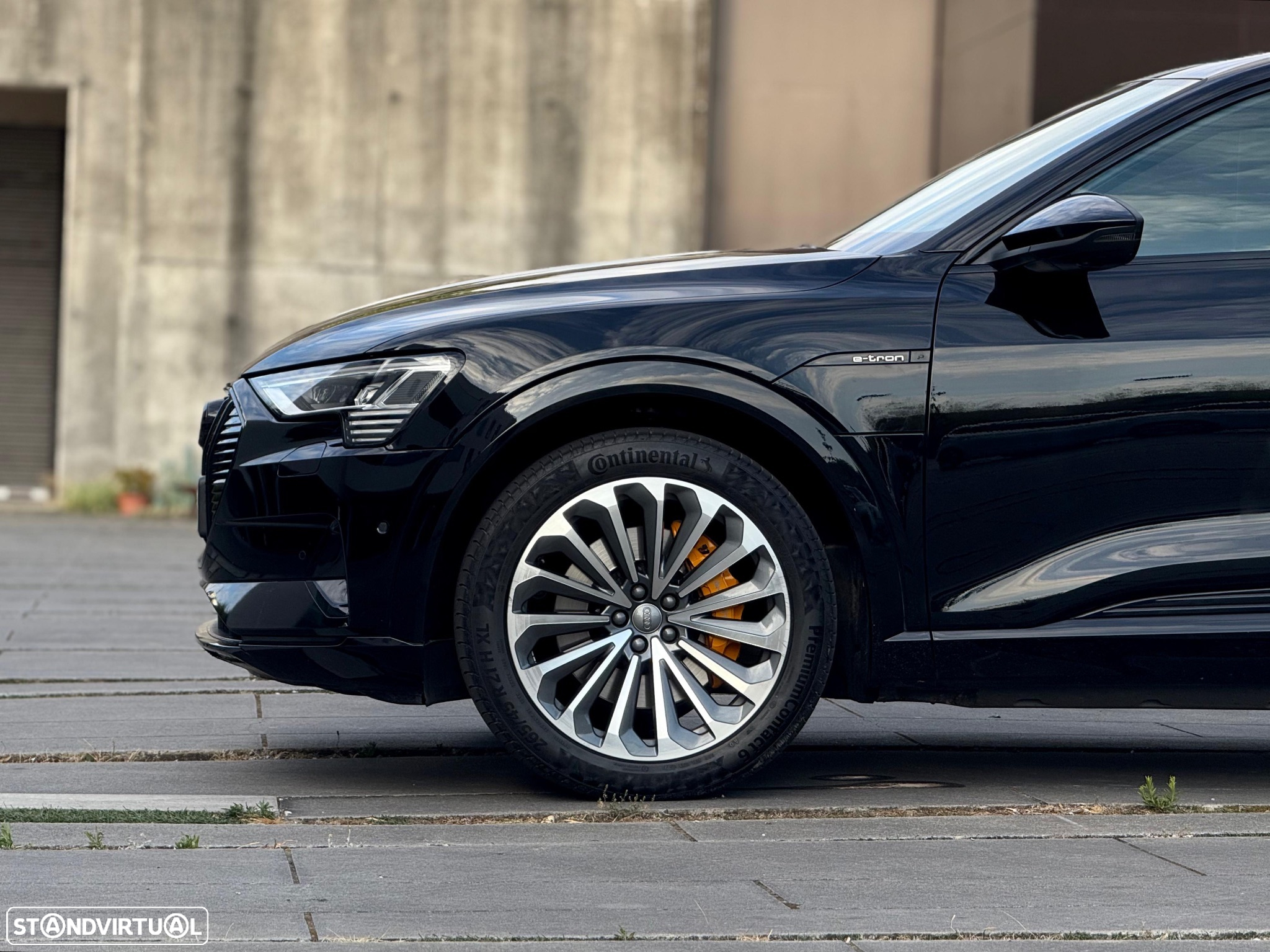Audi e-tron 55 quattro S line - 11